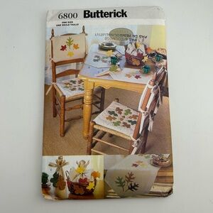 🪡 Butterick Fall Tabletop and Seat Cushions Sewing Pattern - 6800